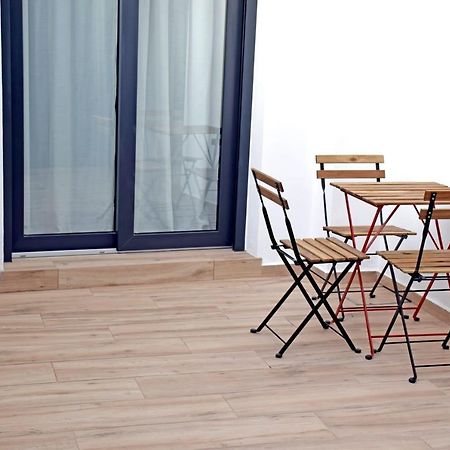 בנאלופ קסאס וייחאס Alojamientos Lola, Suite Con Jacuzzi מראה חיצוני תמונה
